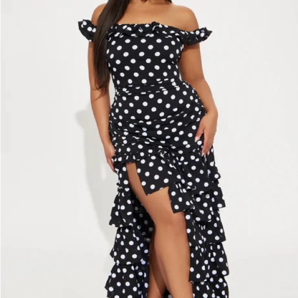 Black & White Polka Dot Ruffle Maxi Dress Cocktail / Wedding Guest / Evening - Picture 3 of 4